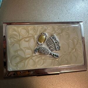 Metal credit card holder for women